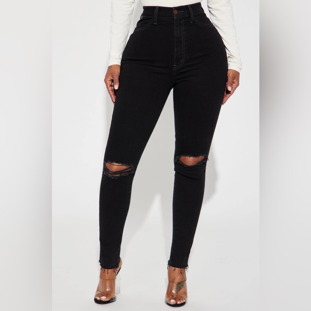 High-waist super stretch distressed black jeans/jegging | Fashion Nova NWT